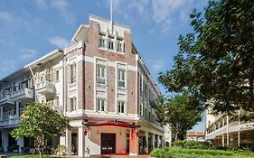 Maxwell Reserve Singapore, Autograph Collection